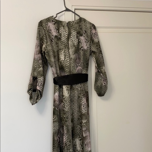 MAXI DRESS - Picture 4 of 4